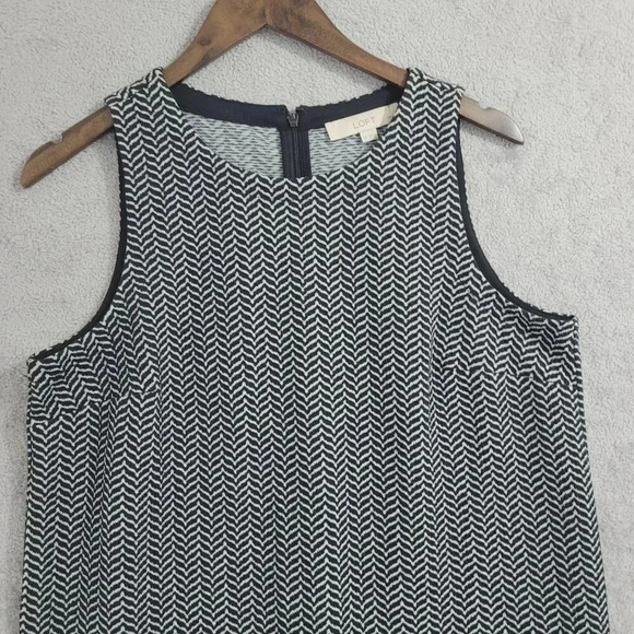 Ann Taylor Loft Chevron Black & White Sleeveless Midi Shift Dress LP 4CT - Picture 6 of 7
